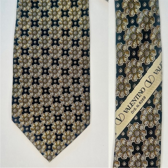 Valentino Other - Vintage VALENTINO CRAVATTE Italian Silk 70’s Black Geometric Classic Tie, 4”